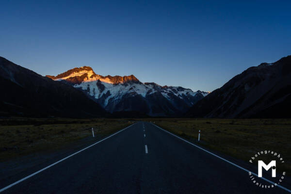 Road view in the front of big mountain